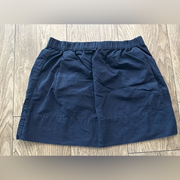 GAP Blue Mini Skirt Casual 🌴☀️ - Picture 2 of 7